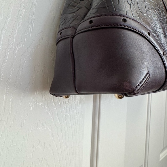 On sale! Authentic Gucci leather tote bag.  Special reduction by $100 off. - Picture 6 of 13